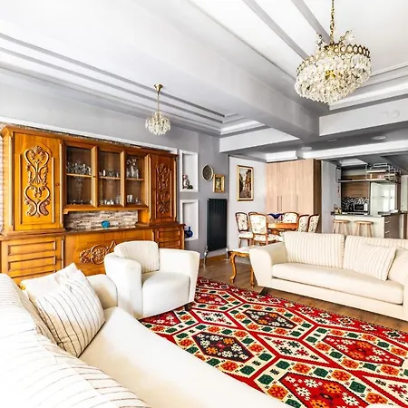 شقة Classic Flat W Balcony 7 Min To Capitol Mall اسطنبول